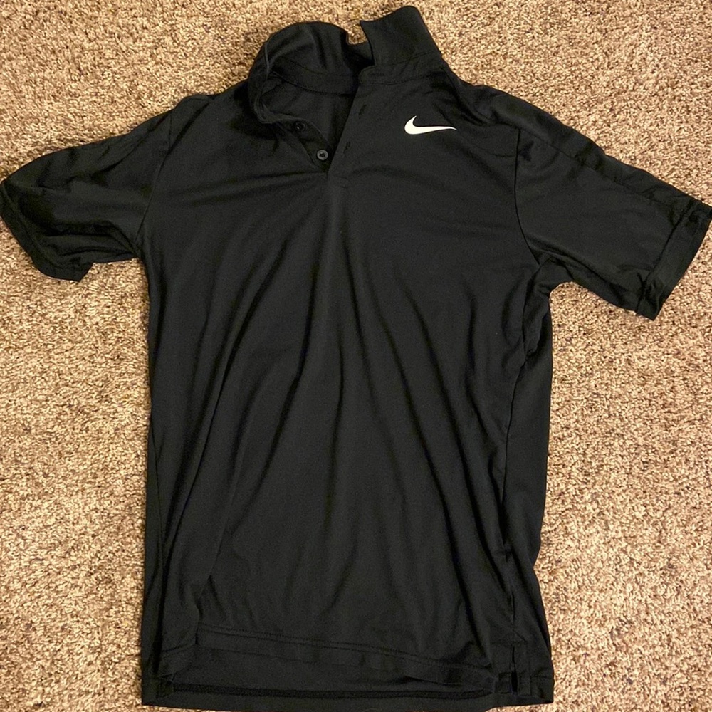 Nike kids large collar t shirt